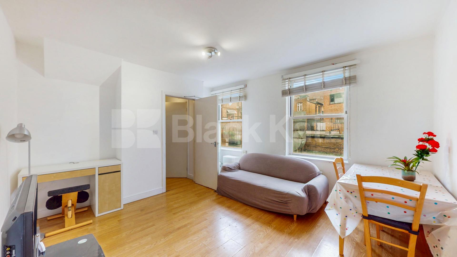 Bright & Spacious 2-Bed Flat to Rent – Minutes from Camden Town Station Camden High Street, Camden